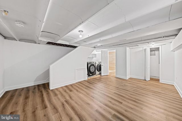 825 S IVY ST, Arlington, VA 22204