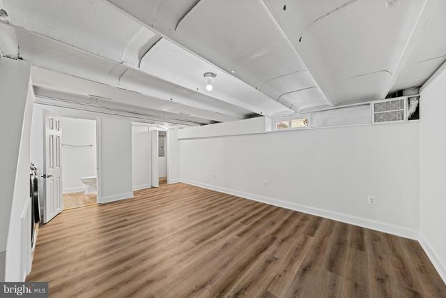 825 S IVY ST, Arlington, VA 22204