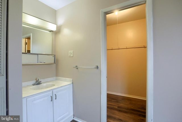 2629 GATEWAY DR, Harrisburg, PA 17110