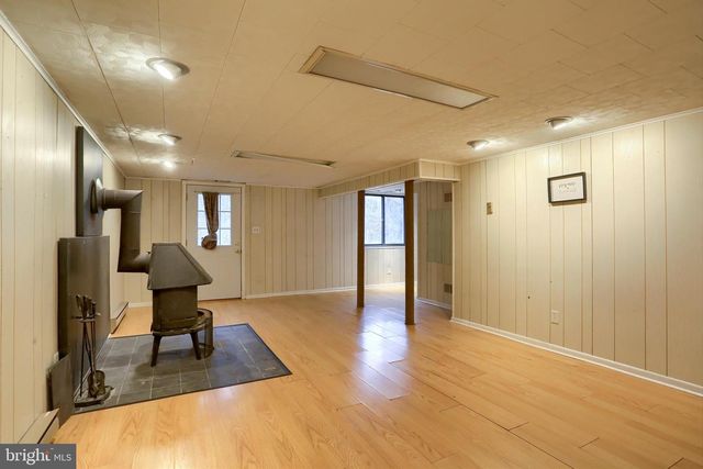 2629 GATEWAY DR, Harrisburg, PA 17110