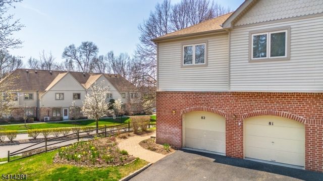 82 Sunrise Dr, Hanover Twp., NJ 07981