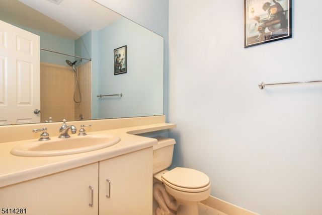 82 Sunrise Dr, Hanover Twp., NJ 07981