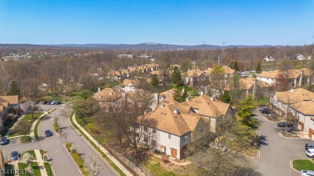 82 Sunrise Dr, Hanover Twp., NJ 07981