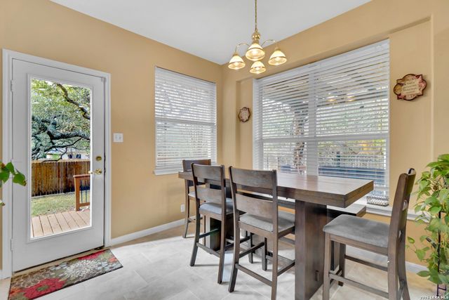 2611 Menard, San Antonio, TX 78251