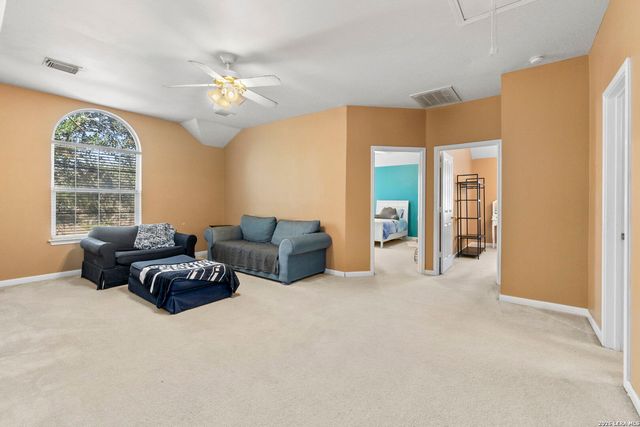 2611 Menard, San Antonio, TX 78251