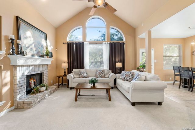 2611 Menard, San Antonio, TX 78251