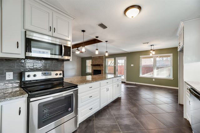 1832 Tameria Drive, Irving, TX 75060