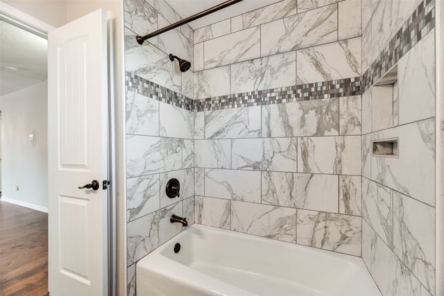 1832 Tameria Drive, Irving, TX 75060