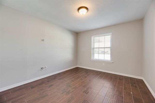 1832 Tameria Drive, Irving, TX 75060