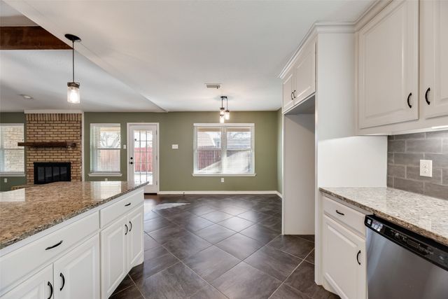 1832 Tameria Drive, Irving, TX 75060