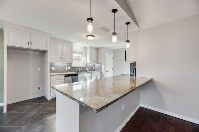 1832 Tameria Drive, Irving, TX 75060