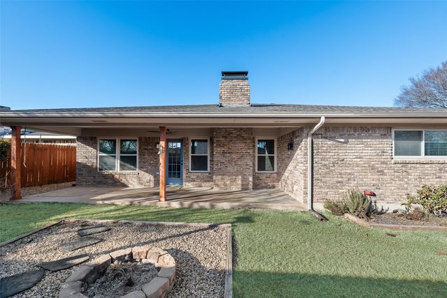 1832 Tameria Drive, Irving, TX 75060