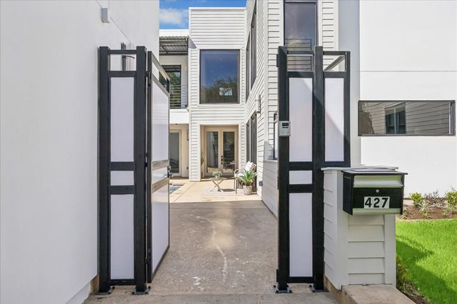 427 W 27th Street, Houston, TX 77008