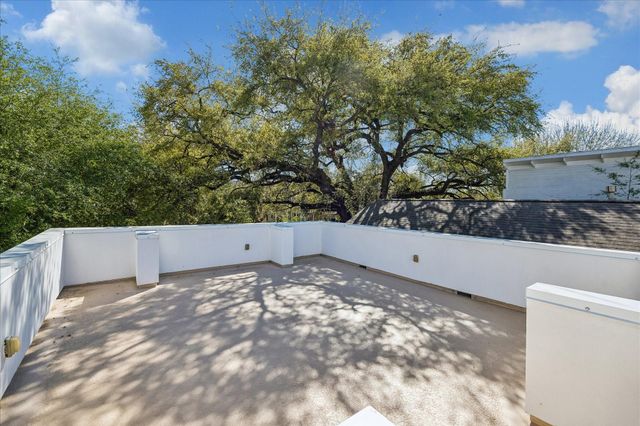 427 W 27th Street, Houston, TX 77008