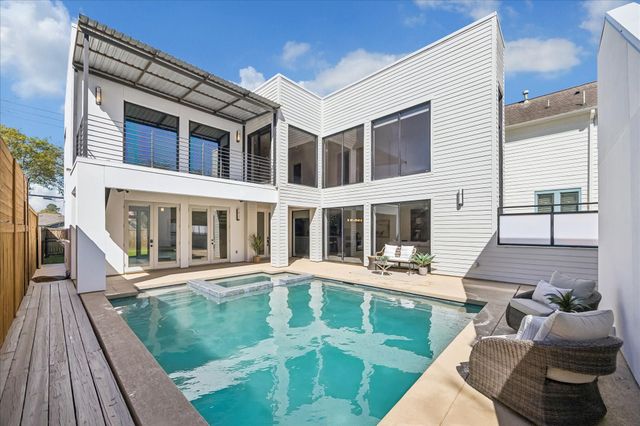 427 W 27th Street, Houston, TX 77008