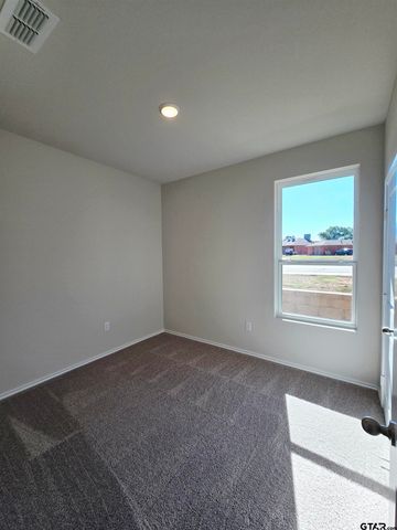 611 Park Central, Chandler, TX 75758