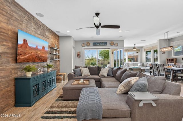 21237 W MINNEZONA Avenue, Buckeye, AZ 85396