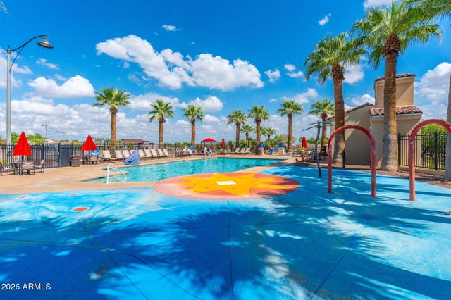 21237 W MINNEZONA Avenue, Buckeye, AZ 85396