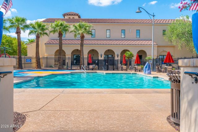 21237 W MINNEZONA Avenue, Buckeye, AZ 85396