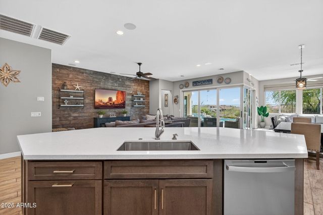 21237 W MINNEZONA Avenue, Buckeye, AZ 85396