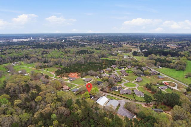 33 Joe Traylor Rd., Hattiesburg, MS 39402