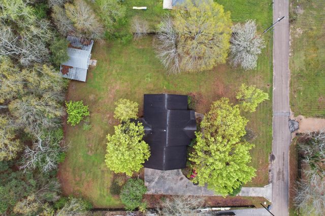 33 Joe Traylor Rd., Hattiesburg, MS 39402