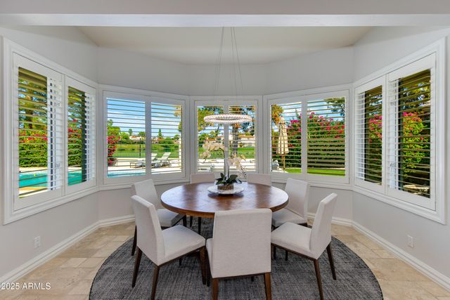 87 BILTMORE Estate, Phoenix, AZ 85016