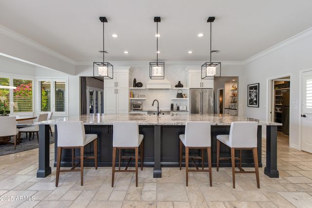 87 BILTMORE Estate, Phoenix, AZ 85016