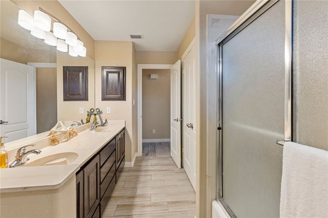 7842 Beauvais Dr, Corpus Christi, TX 78414