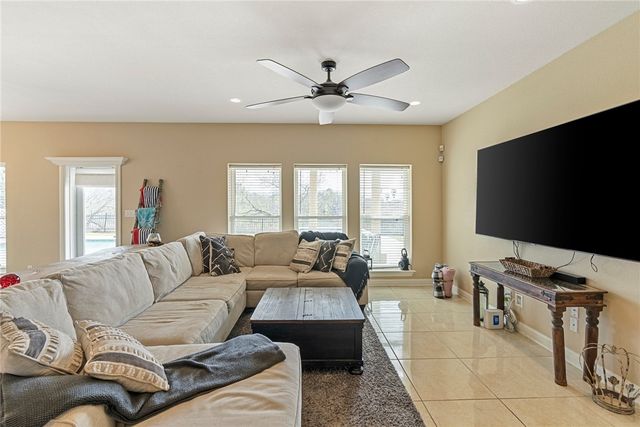 7842 Beauvais Dr, Corpus Christi, TX 78414
