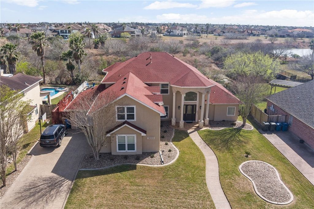 7842 Beauvais Dr, Corpus Christi, TX 78414 — exterior