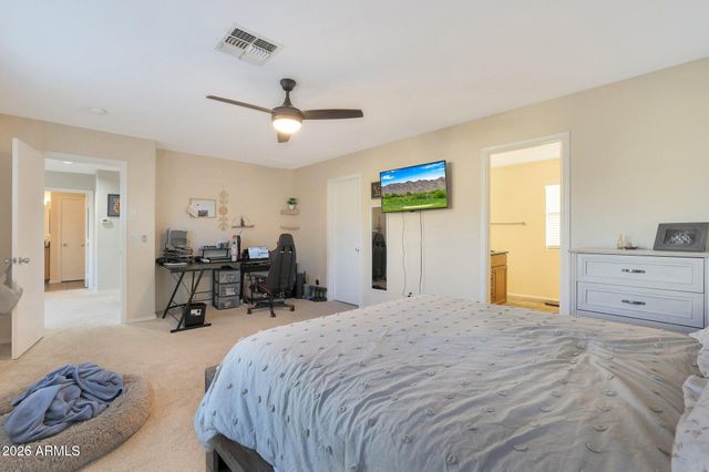 1174 E CANYON CREEK Drive, Gilbert, AZ 85295