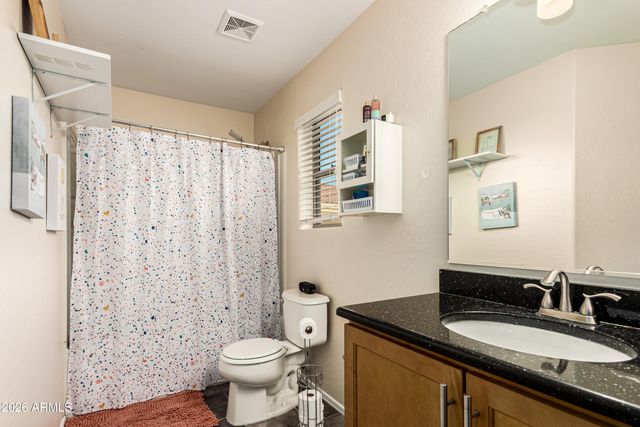 1174 E CANYON CREEK Drive, Gilbert, AZ 85295