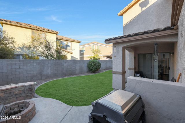 1174 E CANYON CREEK Drive, Gilbert, AZ 85295