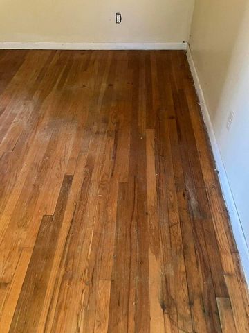 305 SE 8th Street, Plainview, TX 79072