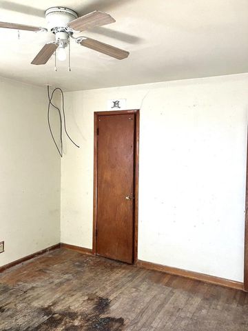 305 SE 8th Street, Plainview, TX 79072