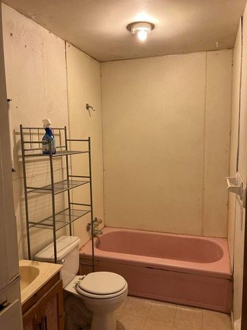 305 SE 8th Street, Plainview, TX 79072