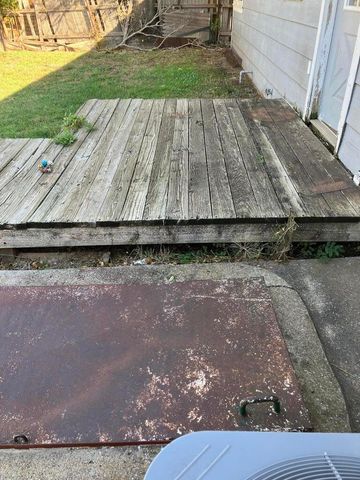 305 SE 8th Street, Plainview, TX 79072