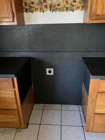 305 SE 8th Street, Plainview, TX 79072