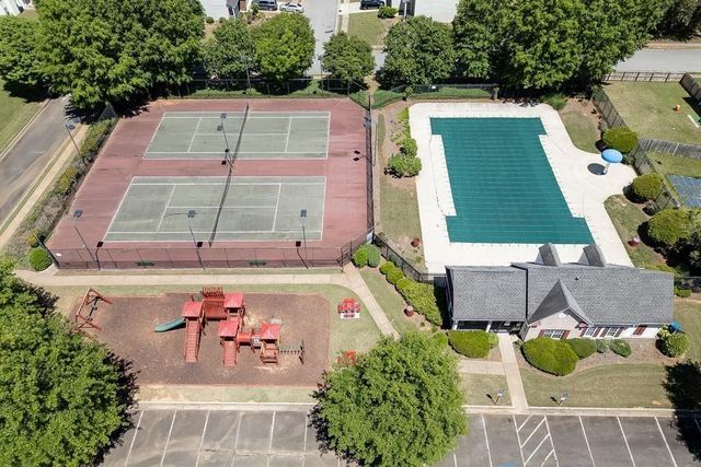 290 Clairidge Lane, Lawrenceville, GA 30046