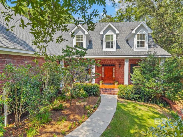 8955 N Lamhatty Lane, Daphne, AL 36526