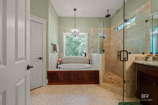 8955 N Lamhatty Lane, Daphne, AL 36526