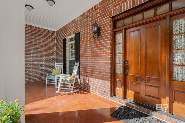 8955 N Lamhatty Lane, Daphne, AL 36526