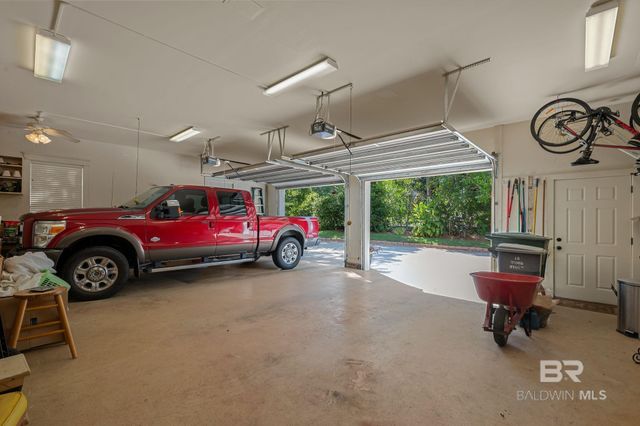 8955 N Lamhatty Lane, Daphne, AL 36526