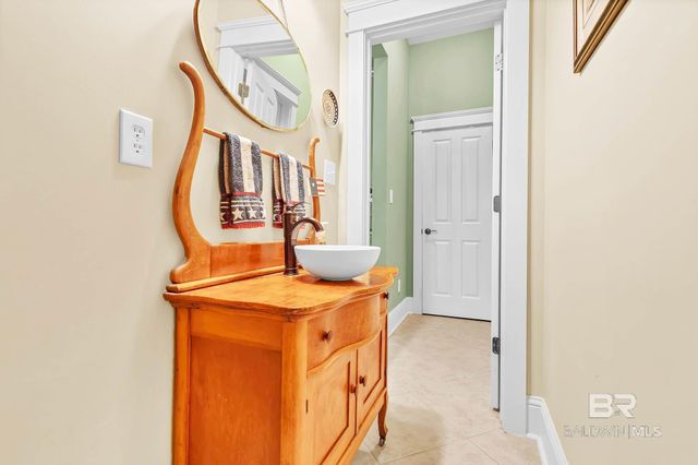 8955 N Lamhatty Lane, Daphne, AL 36526