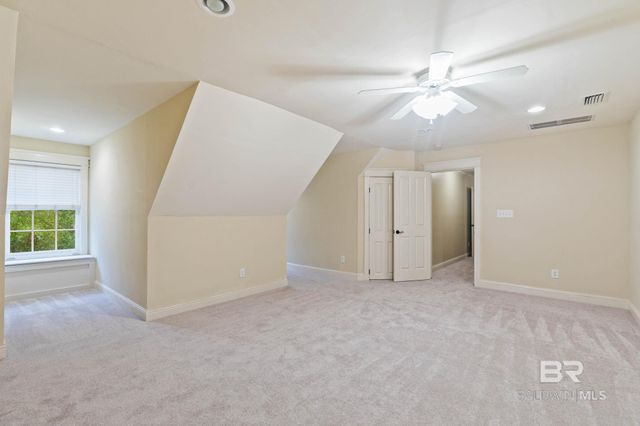 8955 N Lamhatty Lane, Daphne, AL 36526