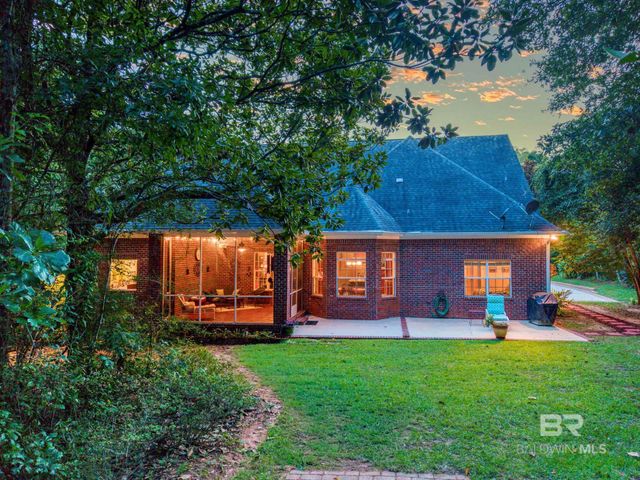 8955 N Lamhatty Lane, Daphne, AL 36526
