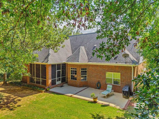 8955 N Lamhatty Lane, Daphne, AL 36526