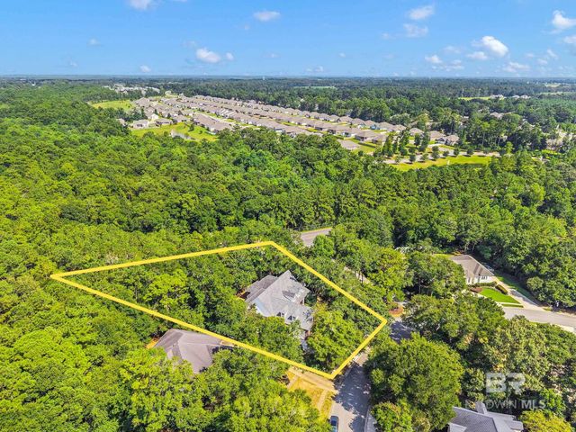 8955 N Lamhatty Lane, Daphne, AL 36526