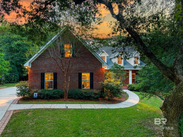 8955 N Lamhatty Lane, Daphne, AL 36526